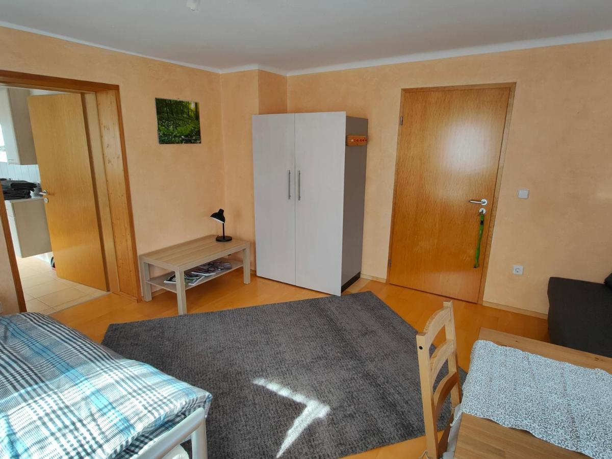 Zentrale & Ruhige Ferienwohnung Mössingen Exteriér fotografie